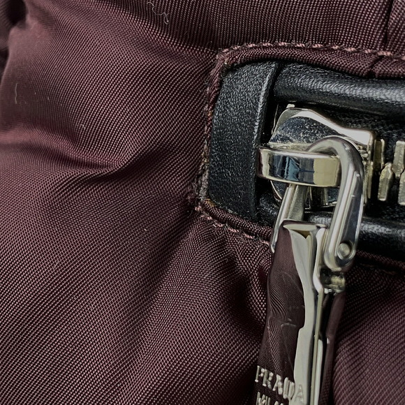 Prada Bomber Shoulder Bag purple Tessuto logo plate - Picture 5 of 10